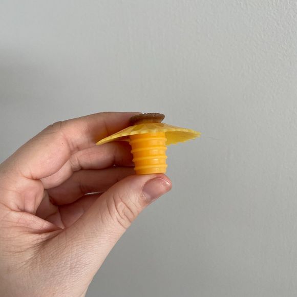 2pk Charles Viancin Sunflower and Poppy Bottle Stoppers - Picture 5 of 7